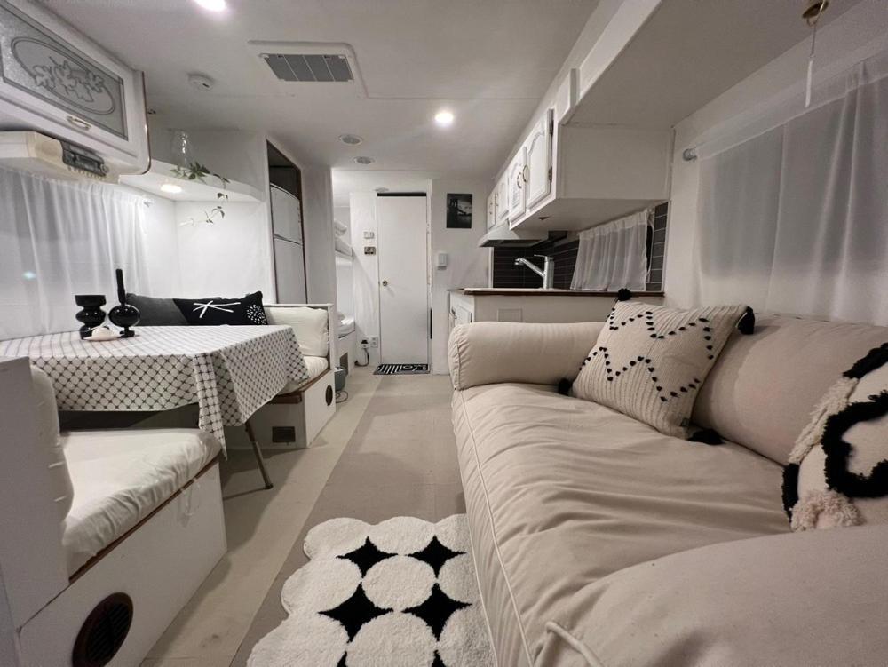 ホテル Sokcho New York Caravan 部屋 写真